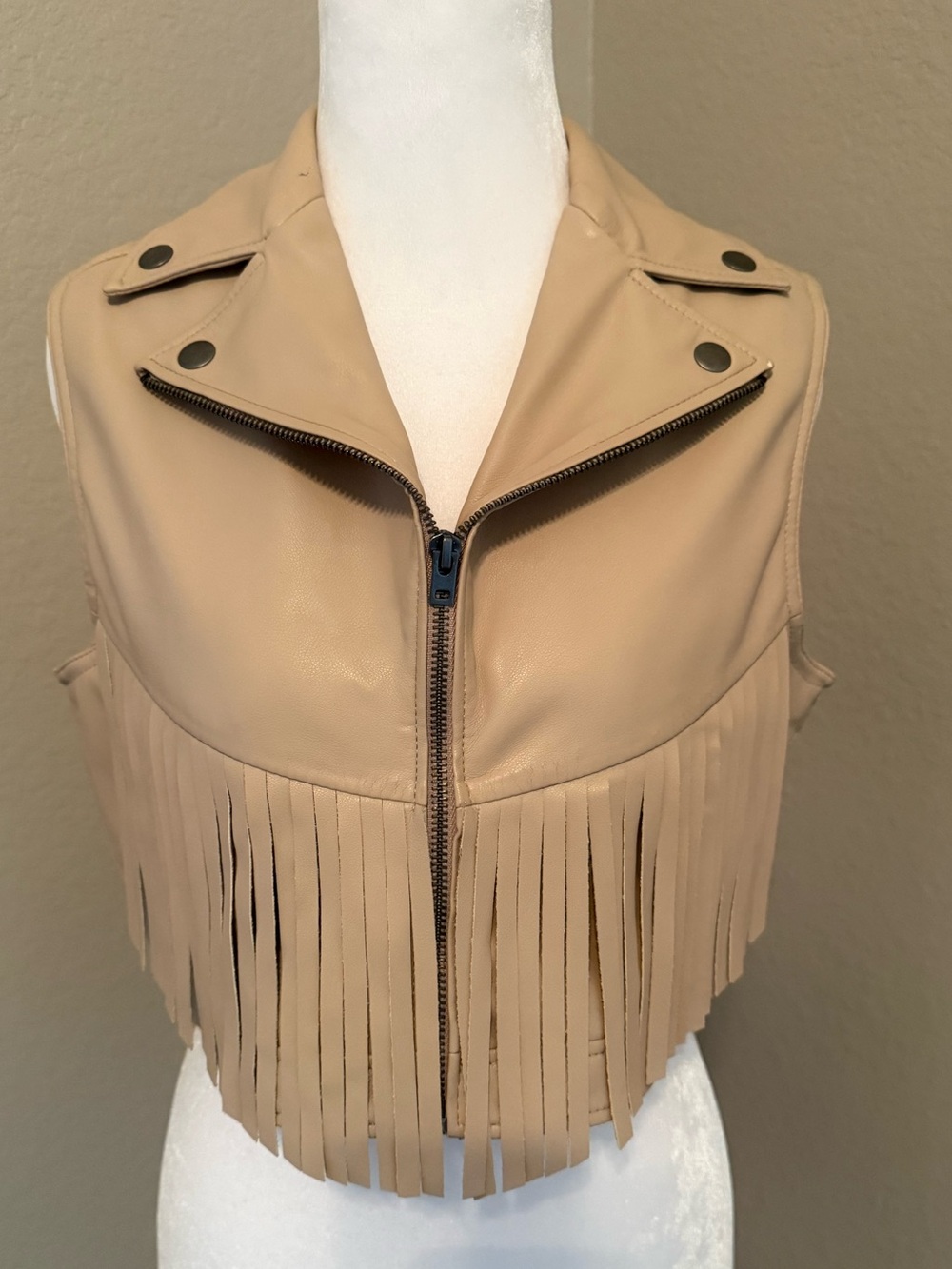 Fringe Moto Vest - Beige Faux Leather - Picture 3 of 13